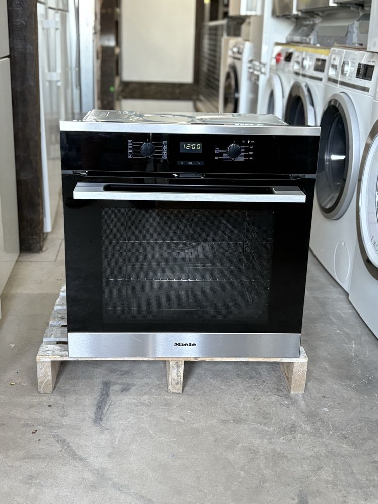 Dуховка Miele H 2566 BP Built-In, 76 л, A+, Pyro-Clean, CleanSteel
