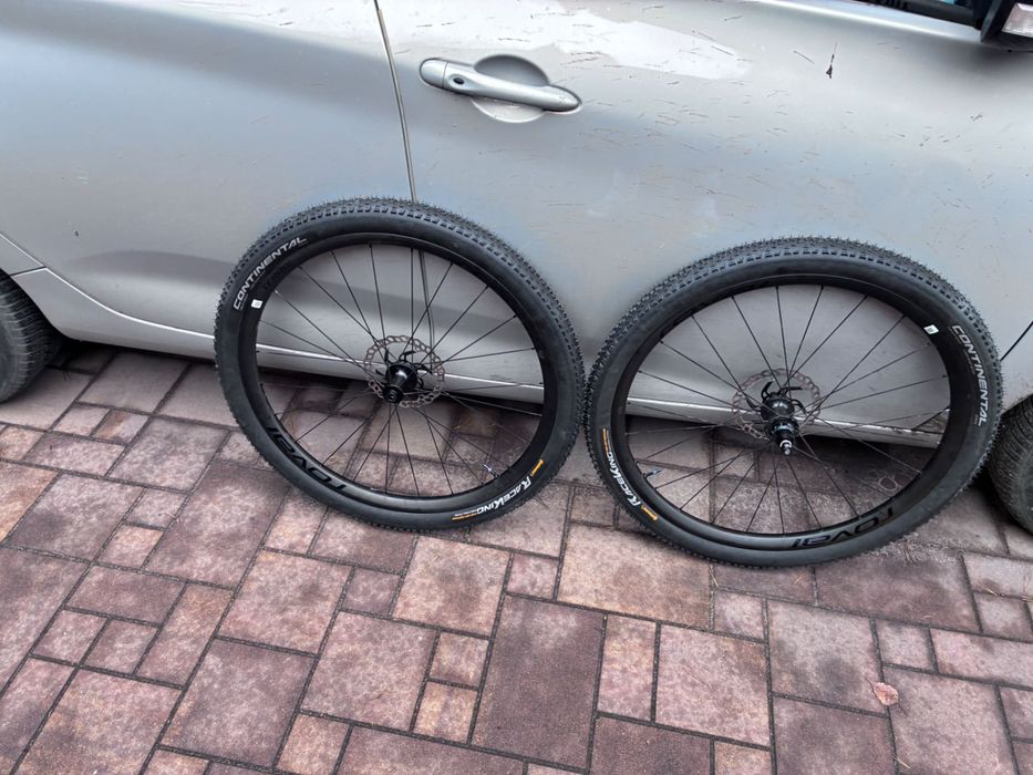 Roval koła karbonowe 650b 27,5 Terra CLX EVO  1300 gram sztywne osie