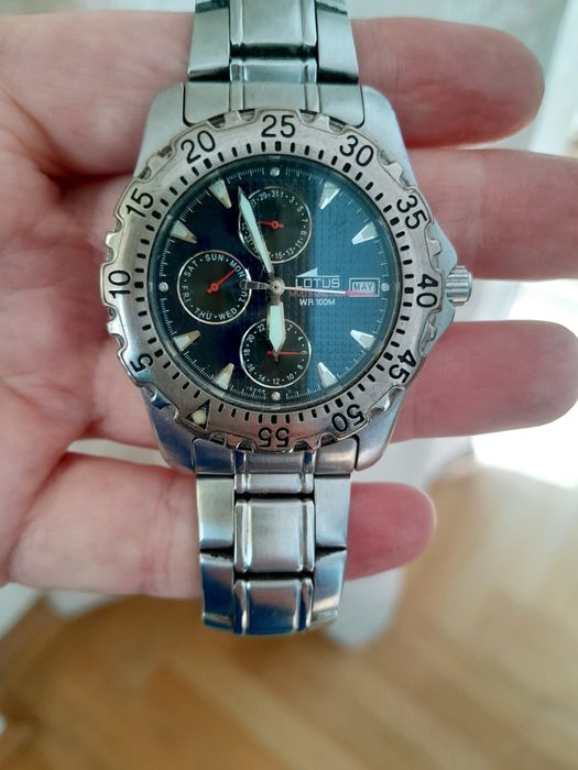 Чоловічий годинник LOTUS 15009