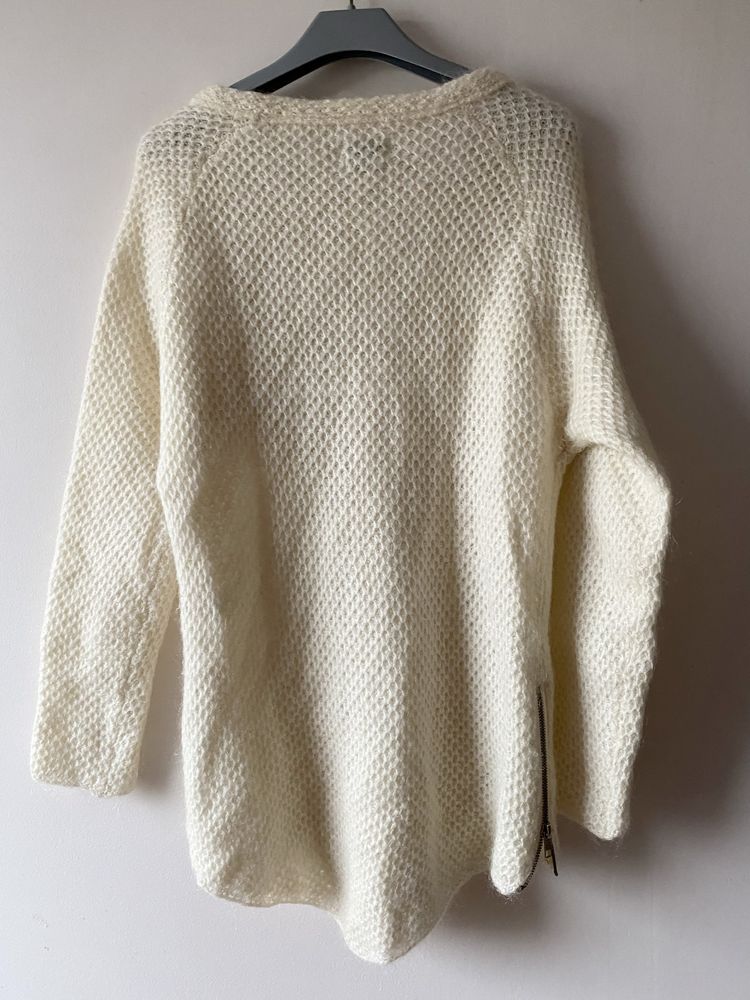 Welniany puszysty sweter zamki welna moher chmurka
