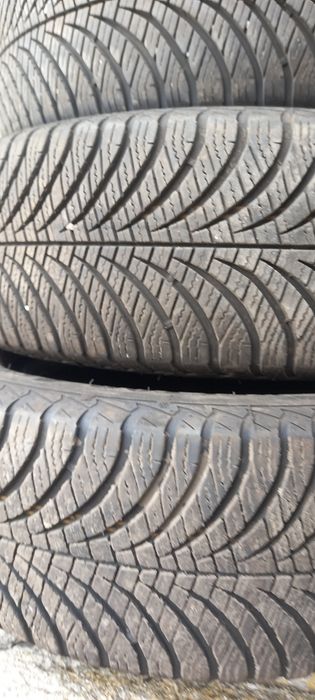 Комплект ризини 195/60R15 GOODYEAR