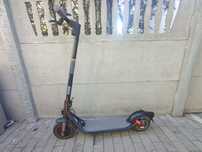 Hulejnoga elektryczna SEGWAY Ninebot KickScooter F40D ll 40km 350W 10'