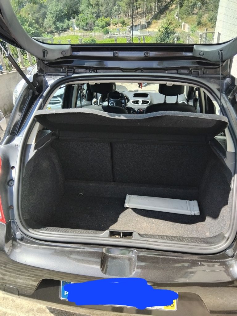 vendo Renault Clio III 1.2 2009 salvado batido acidentado
