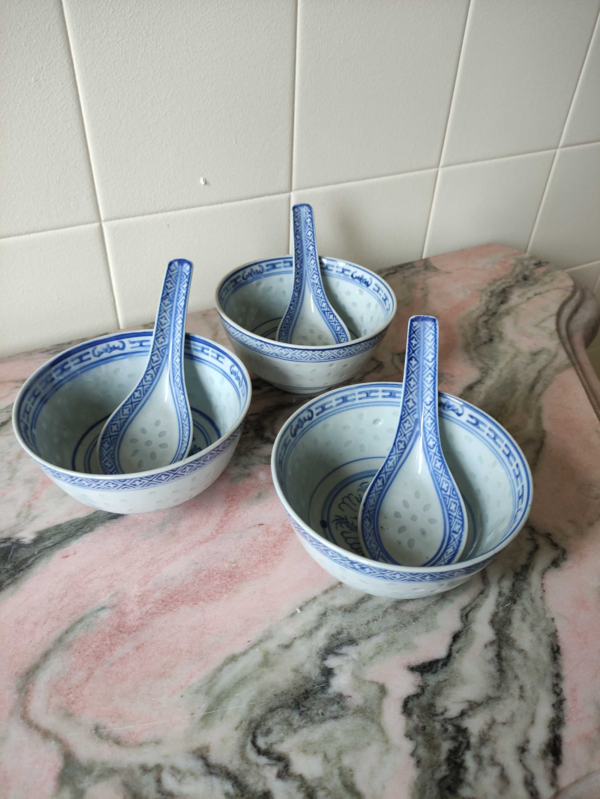 Taças de Arroz Chinesas