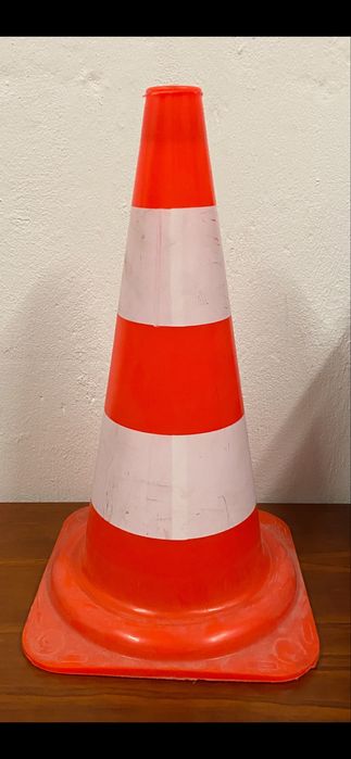 Cones de Sinalização 50cm altura (Lote 5 unidades)