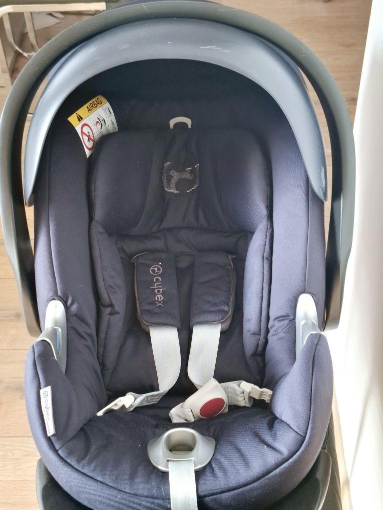 Sprzedam Fotelik Samochodowy Cybex Aton Q 0-13 kg z bazą