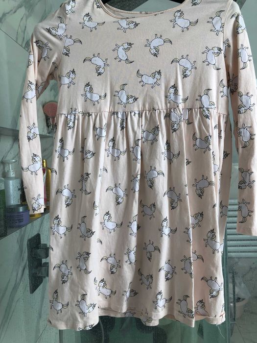 Ubrania rozmiar  134 -  140 cm