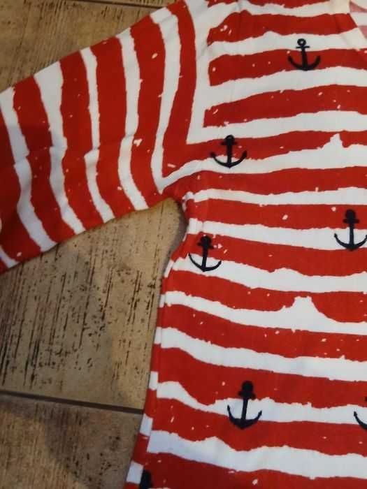 Кофта MARCCAIN розмі. М, червона полоску, принт якори, дефектів нема