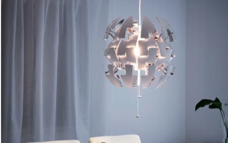 Lampa Ikea. Bialo-srebrna regulowana wiszaca. 40 cm