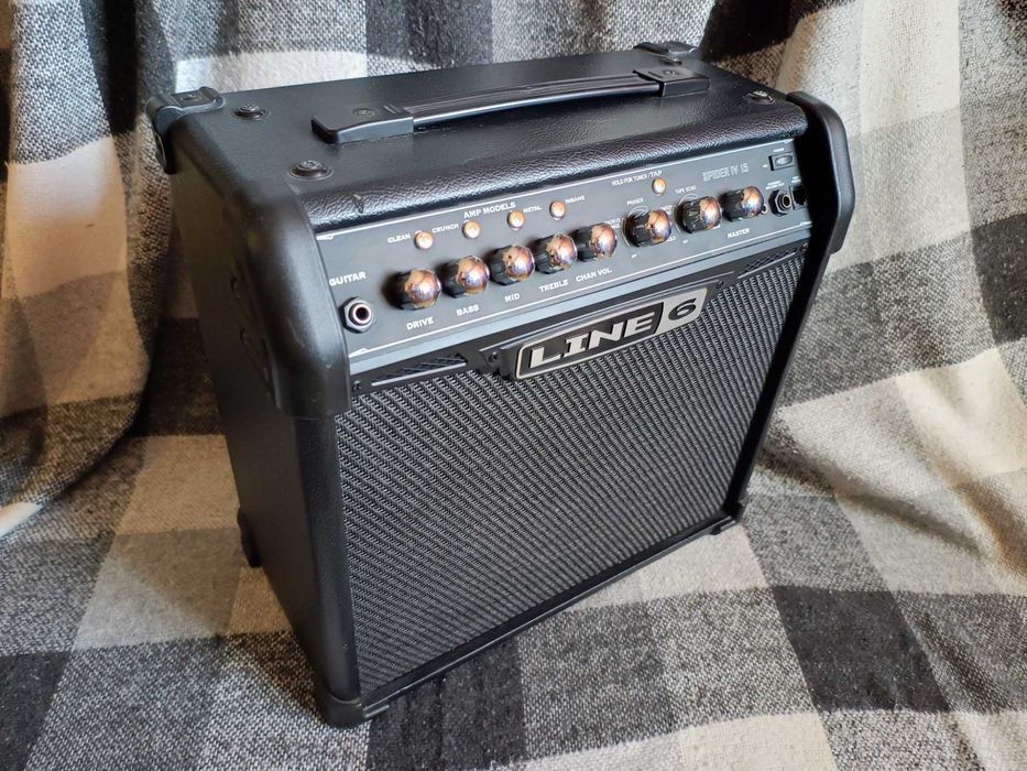 Электрогитара Cort Viva Gold-II NS, комбик Line 6 SPIDER IV 15w, + уши