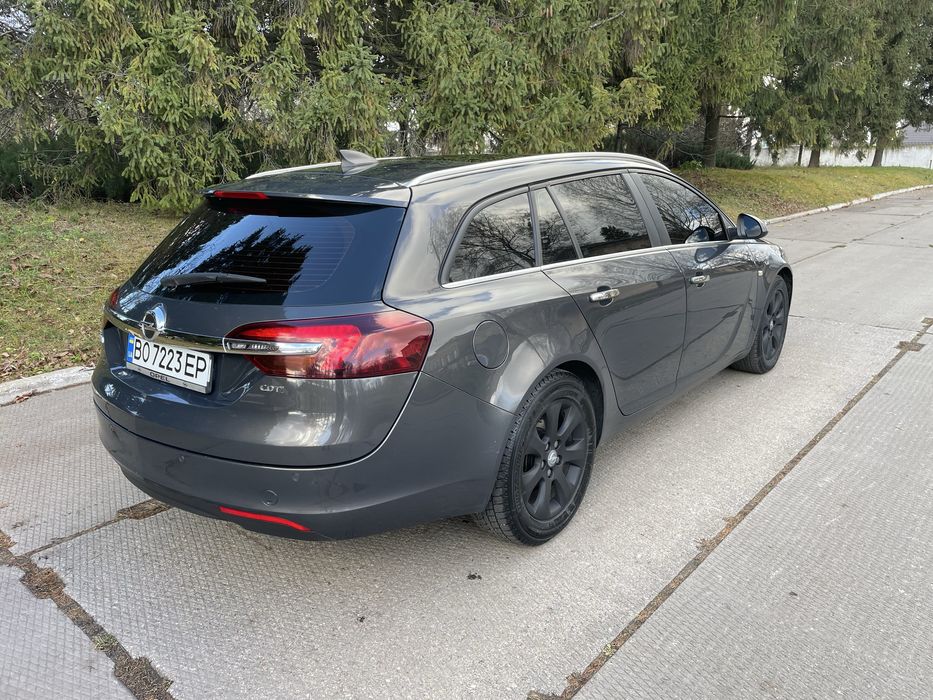 Авто опель інсігнія Opel Insignia 2015