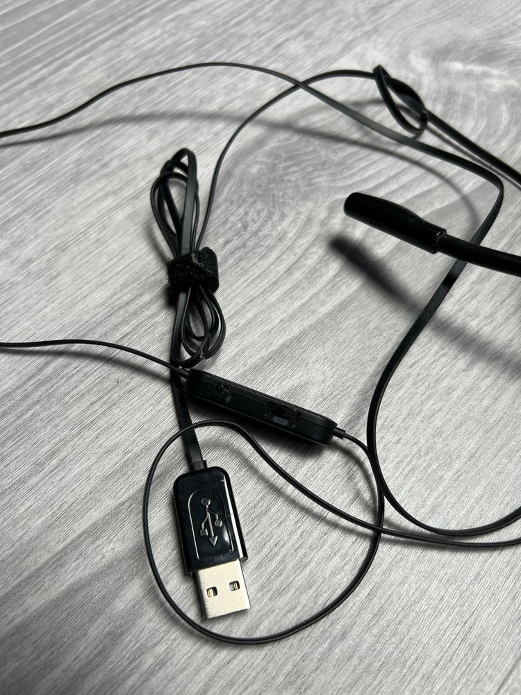 HP Pavilion 500 słuchawki USB z mikrofonem
