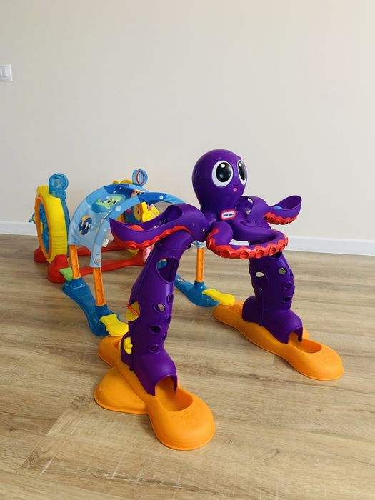 Розвиваючий центр Little Tikes