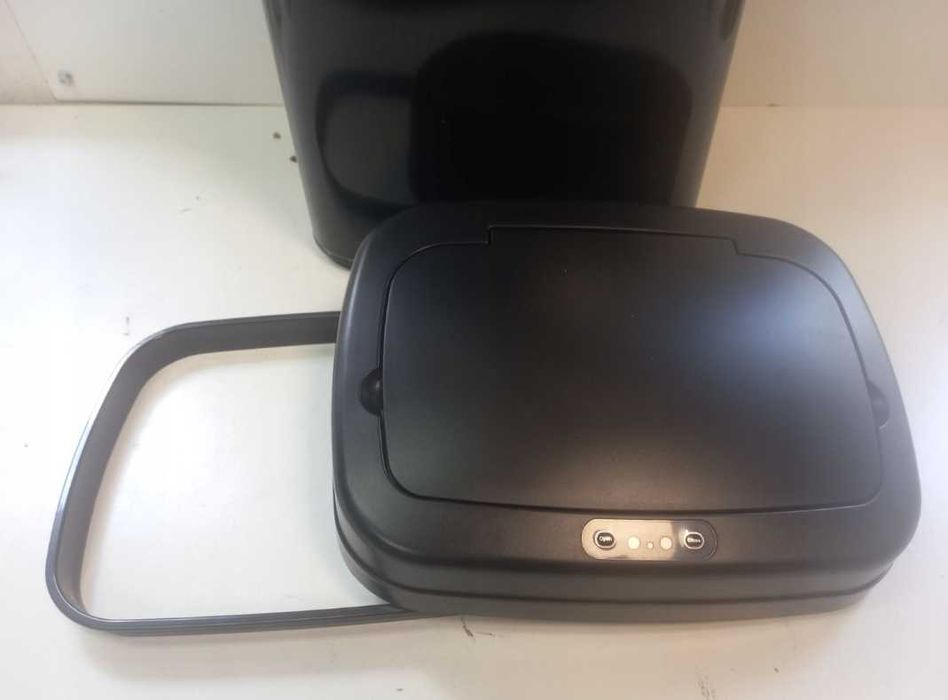 Relaxdays Czarny kosz na śmieci z czujnikiem 50l