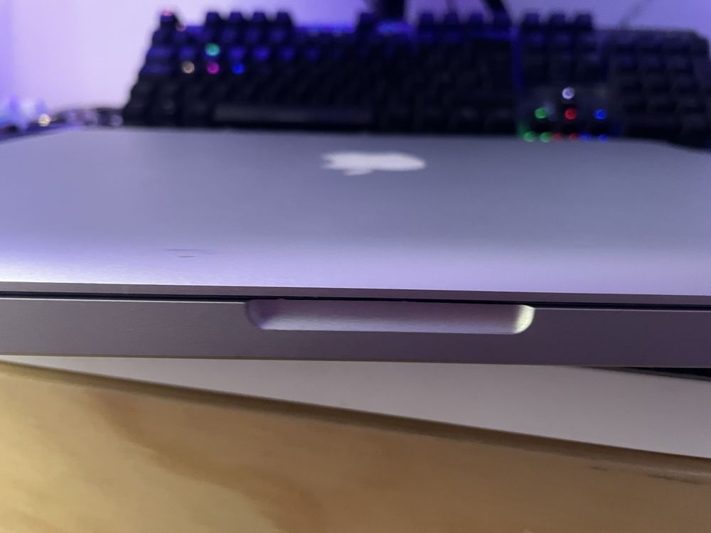 Macbook pro usado