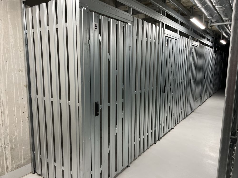 Komórka lokatorska, schowek, storage 2m