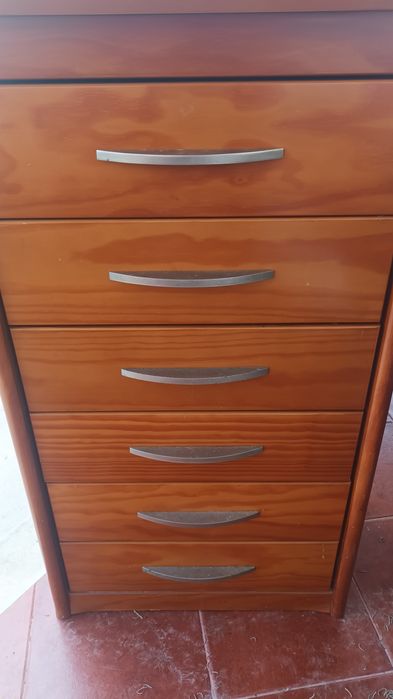 Quarto completo em bom estado