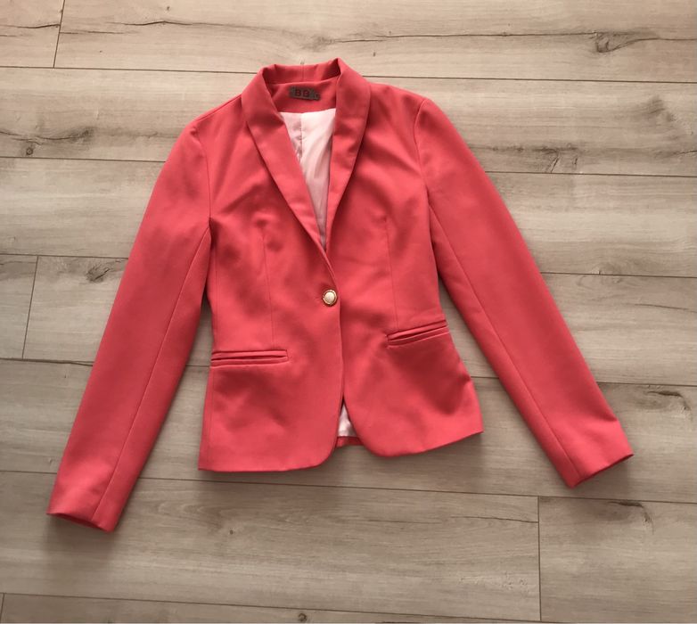 Дуже гарний жіночий жакет бренду ВВ, піджак 42-44 роз