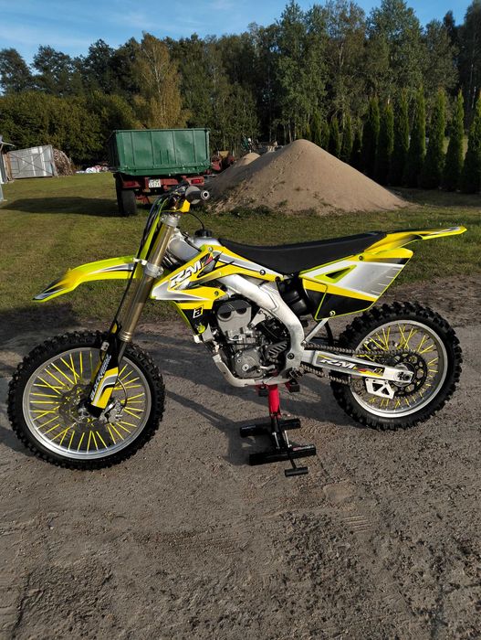 Cross Suzuki RMZ 450 - Mocny, gotowy do jazdy