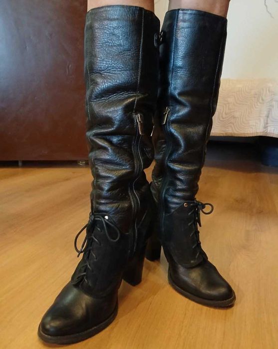 Шкіряні чоботи в прекрасному стані