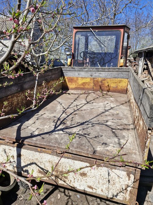 Трактор Хтз т-16