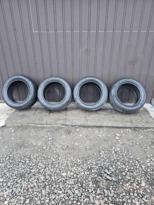 Шини 275/55r19 Bridgestone Blizzak р19  Мерседес джип Range Rover 19