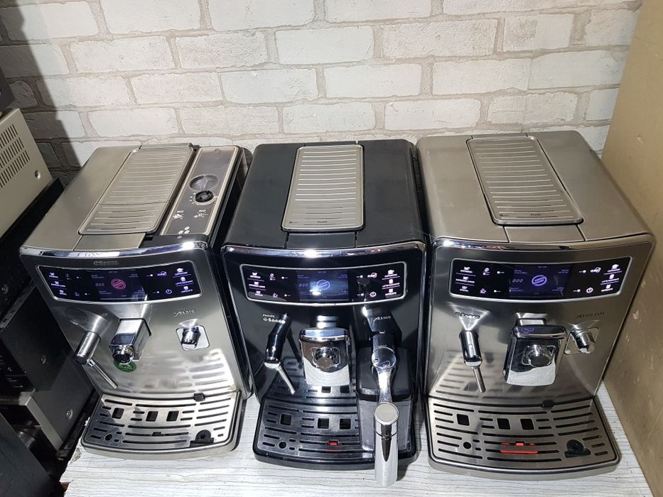 Капучино! Кавомашина/кофемашина Saeco Xelsis б/у з Німеччини