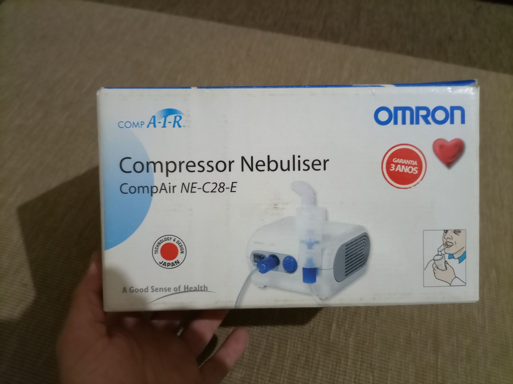 Nebulizador de compressão OMRON Comp AIR NE C28 E