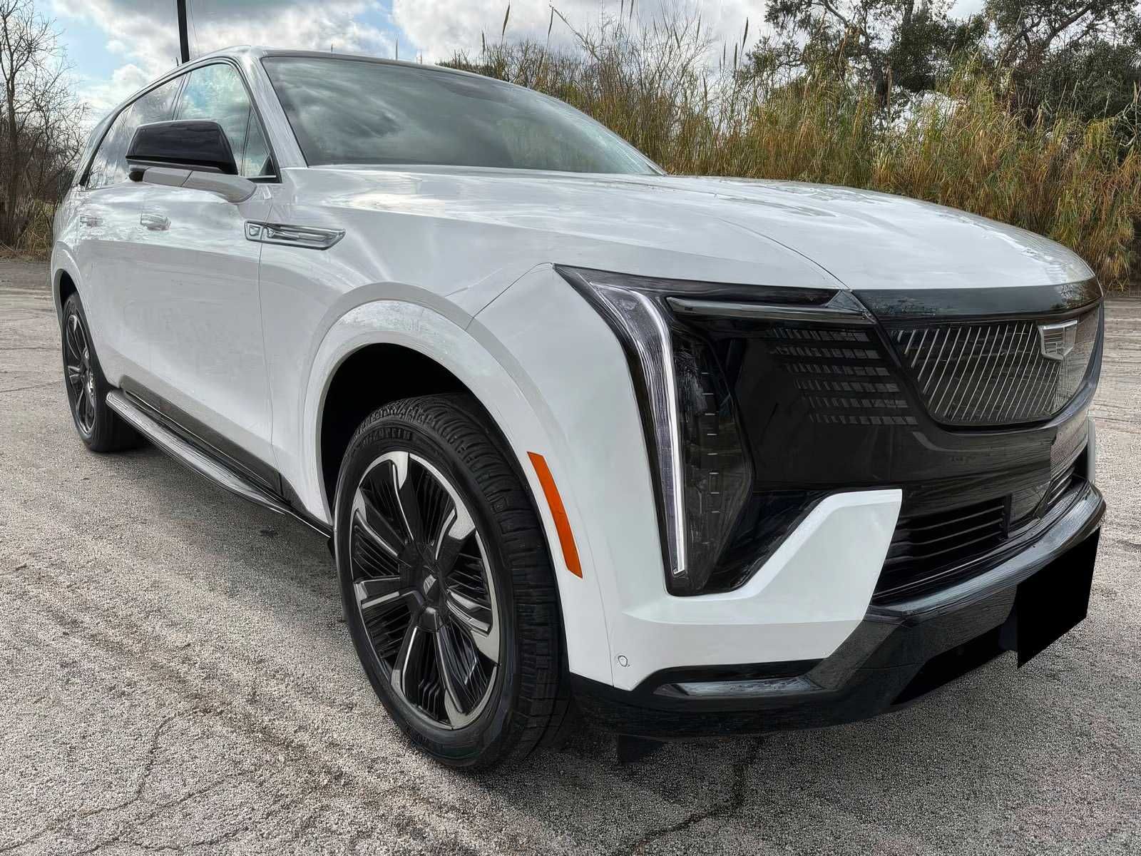 2025 Cadillac Escalade IQ Sport 1