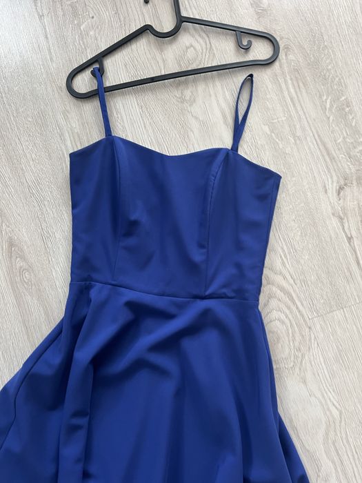 Piękna elegancka sukienka