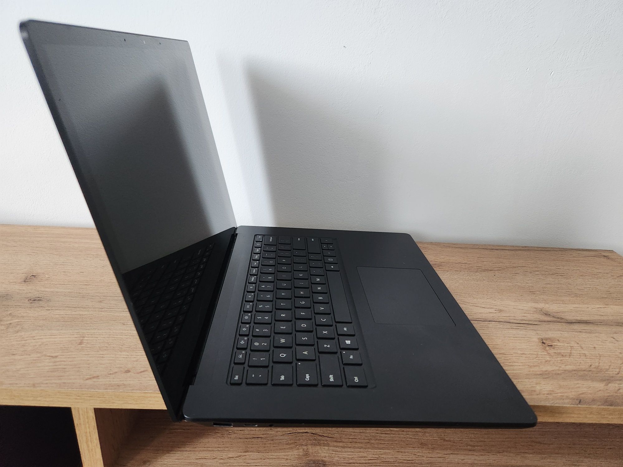 Microsoft Surface Laptop 3 Ryzen 7 3780U 16GB RAM 512GB SSD Touch "15