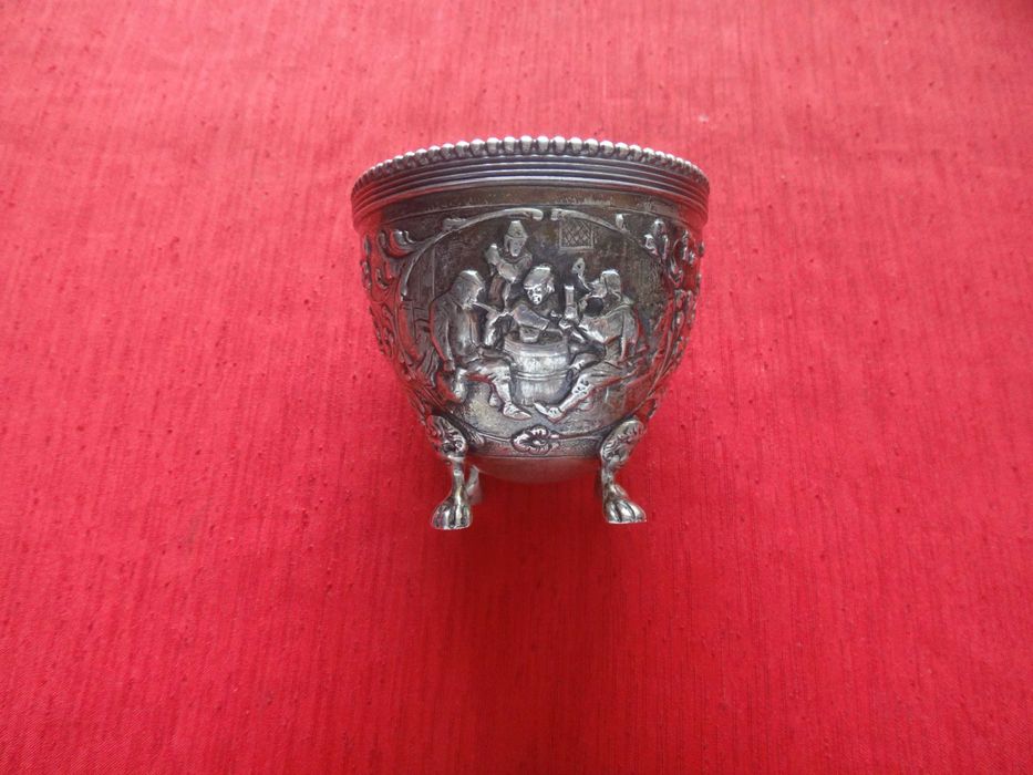 Srebrna       paterka