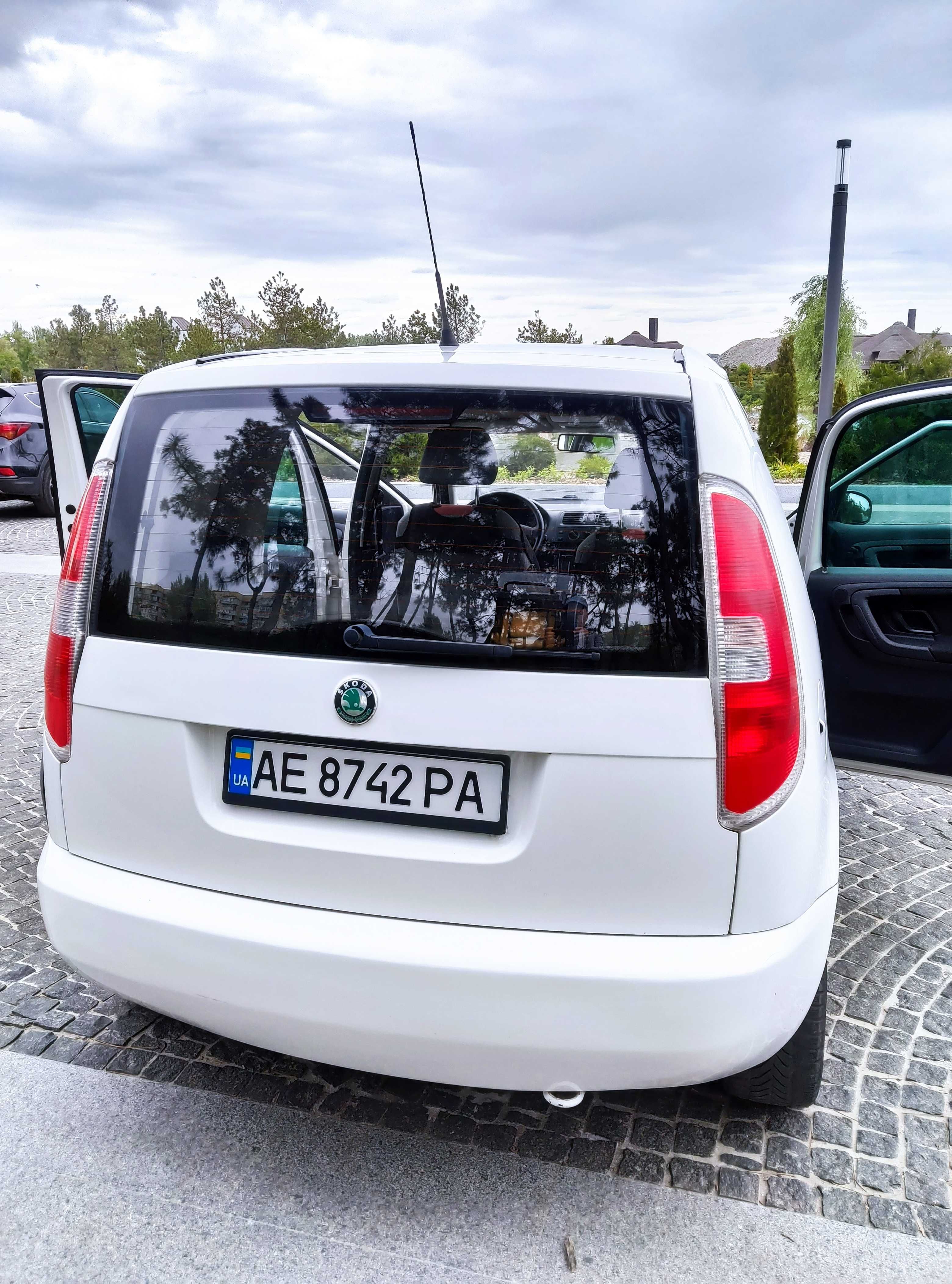 Skoda Roomster 2012 продам