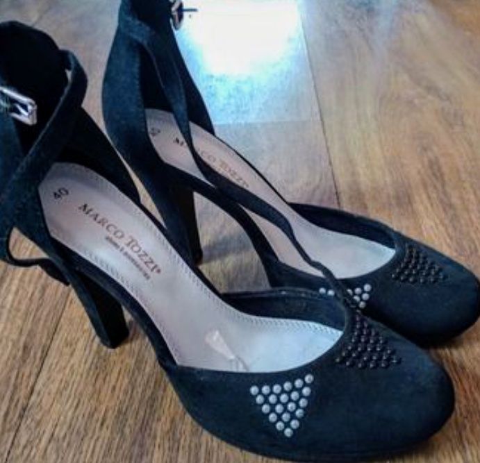 Zamszowe zapinane czółenka high heel aplikacje r.40 Marco Tozzi
