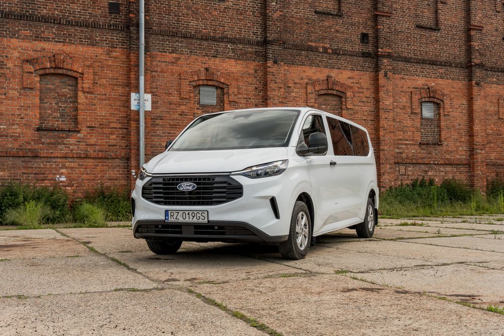 Wynajem Busów, Wynajem Busów 9-cio osobowych