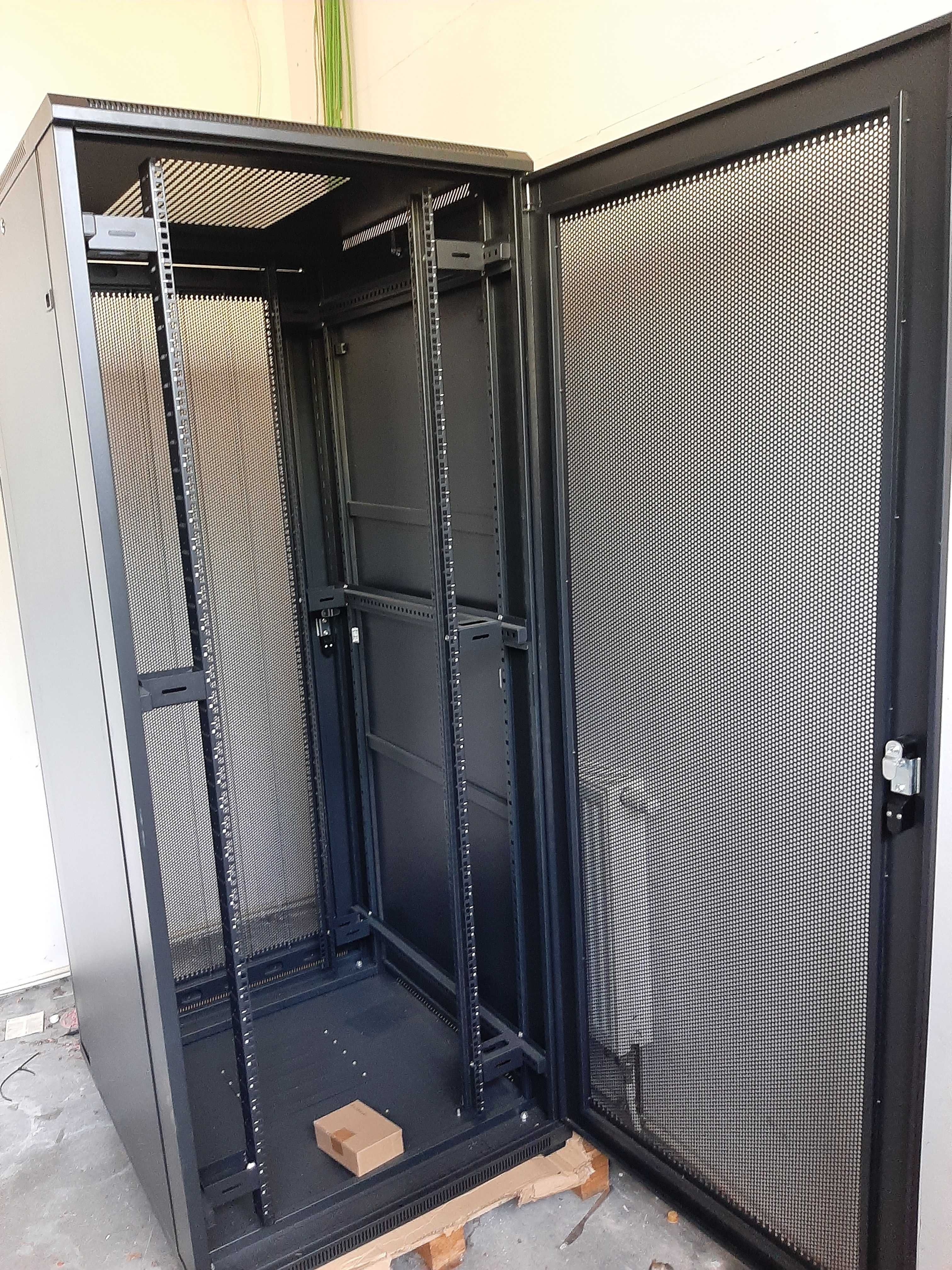 Szafa rack serwerowa 100x80cm 195cm wysoka.Nowa z kluczami czarna. 42U