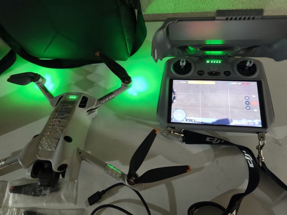 Drone Dji Mini 4 pro fly more combo + extras