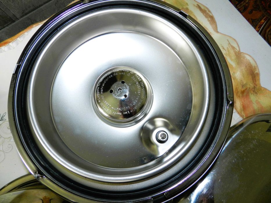 Zestaw garnków AMC pokrywa szybkowarowa oszczędność energii 80 %