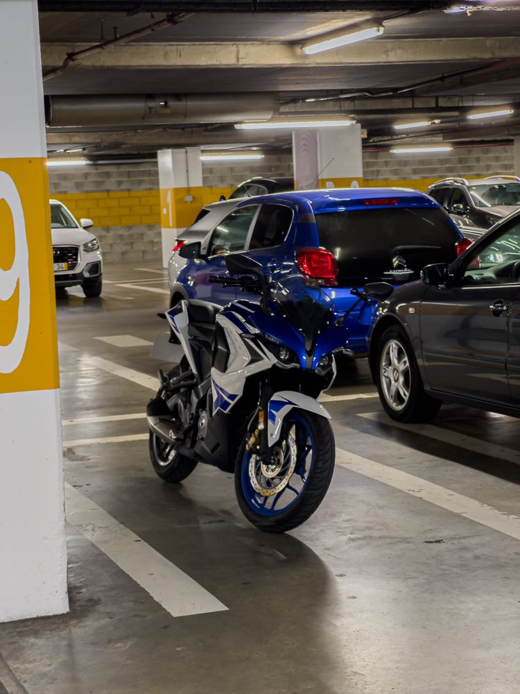 Mota Bajaj Pulsar RS200 7mil km 2018