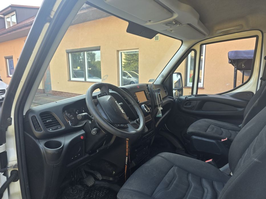 Iveco 35s17 kontener winda  automat 3.0