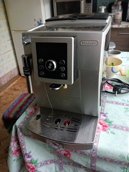 Кофемашина Delonghi ECAM 23.420