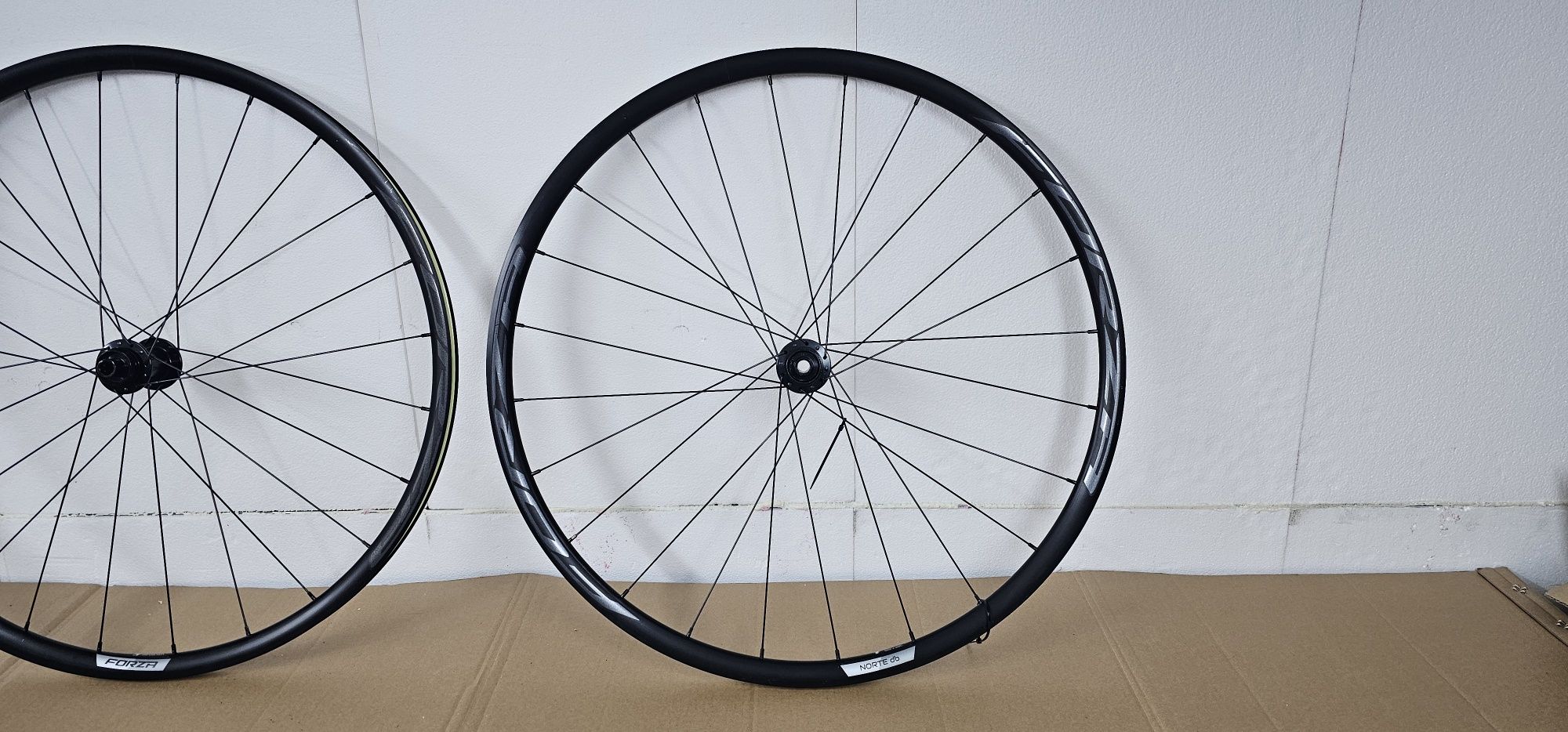 Nowe. Przednie Koło Forza NORTE db. 622x20c. Gravel