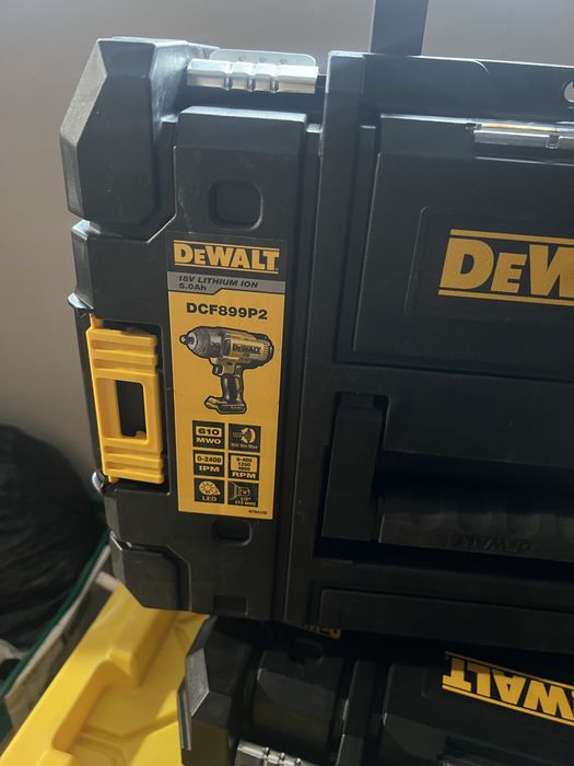 Гайковерт Dewalt dcf899! Новий в кейсі
