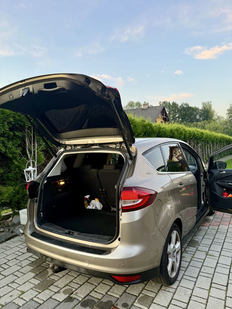 Samochód osobowy Ford C-MAX