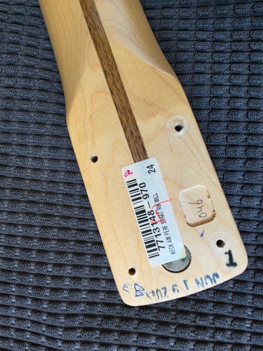 Fender Stratocaster USA American Performer gryf neck Strat super stan