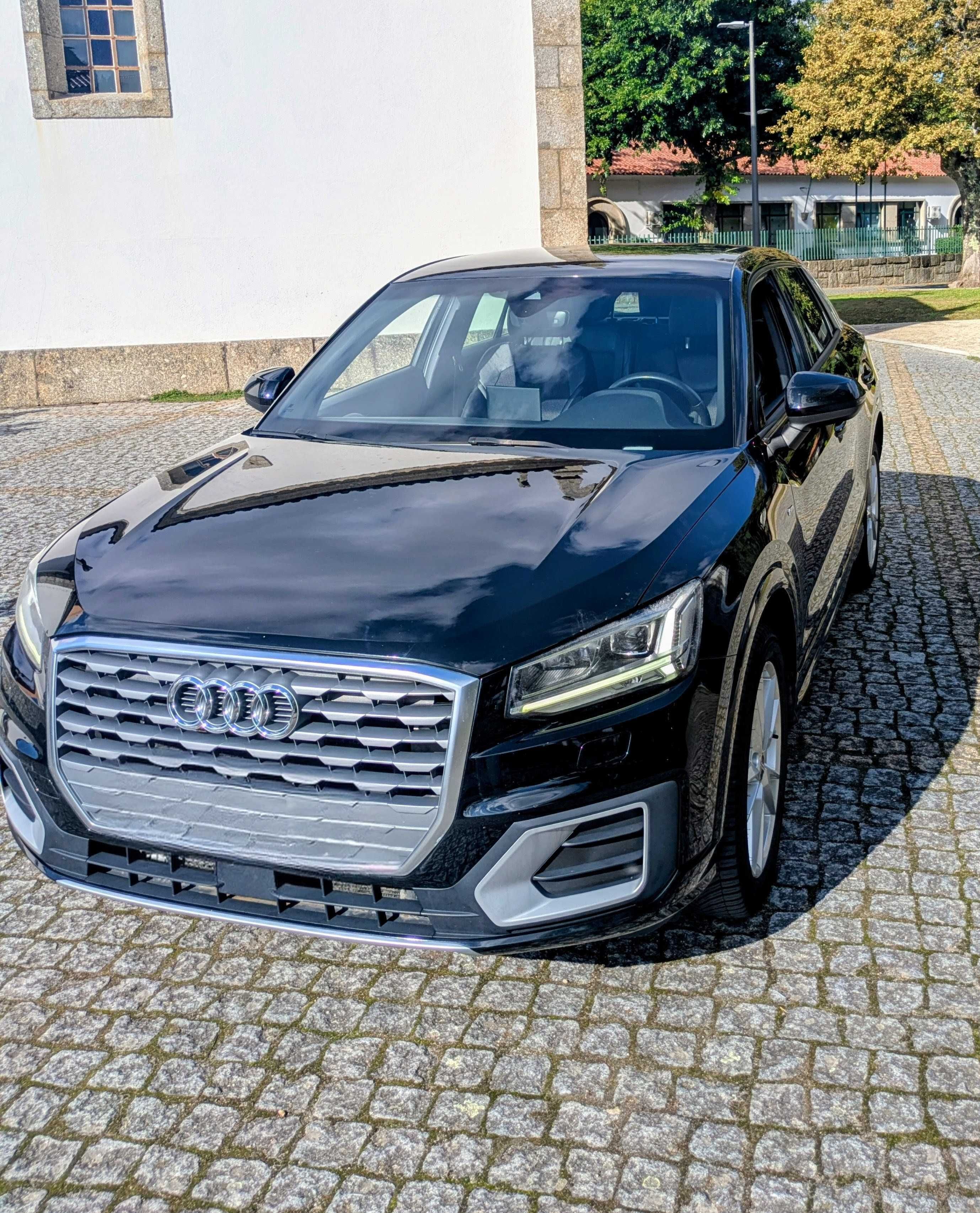 Audi Q2.  1.6 TDI S-LINE como novo