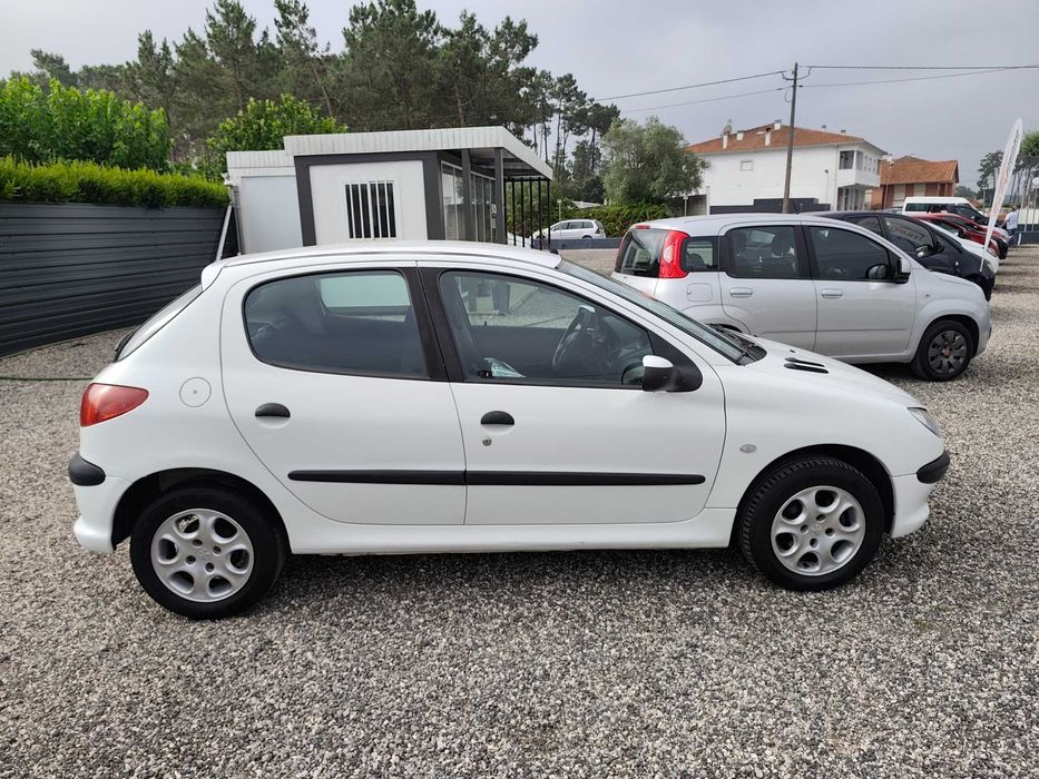 Peugeot 206 1.4hdi 2004 5 lugares