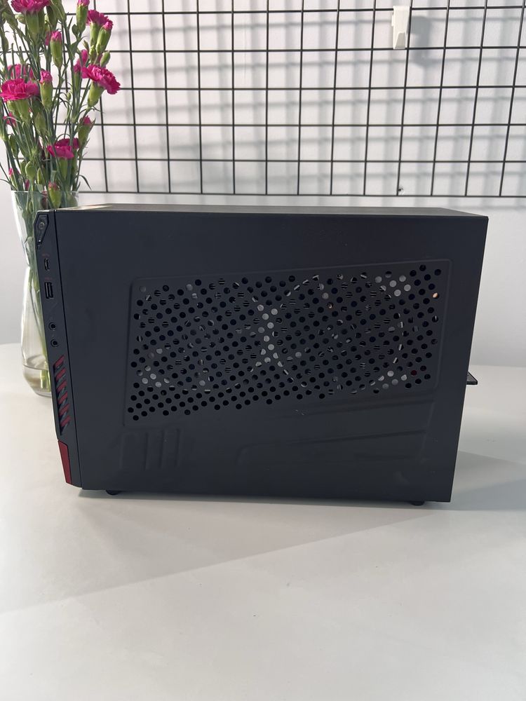 PC MSI nightblade + Monitor Asus VX24H