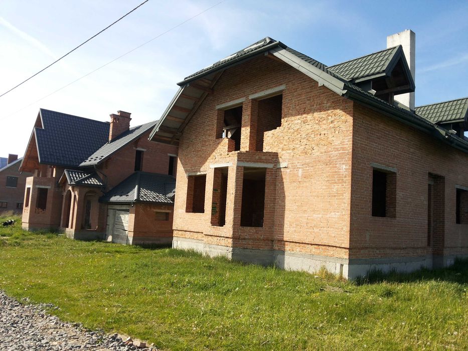 Продаж незакінченного будівництва в м. Городок, Львівська обл.