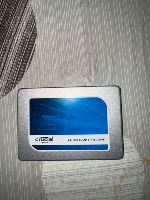Vendo  disco ssd crucial de 250gb